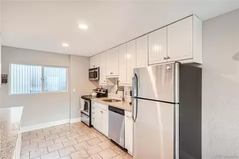 Kitchen - 6420 Wright St, Arvada, CO 80004 photo 4 of 4