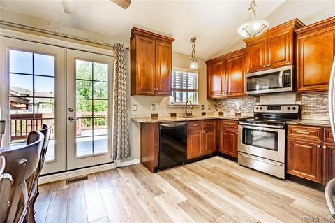 5089 Deephaven Ct, Denver, CO 80239 photo 9