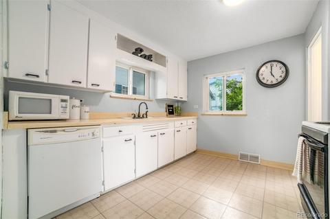 5221 Stuart St, Denver, CO 80212 photo 7