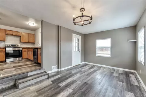 20717 E Coolidge Pl, Aurora, CO 80011 photo 9