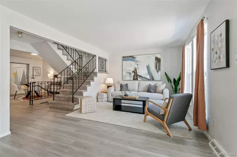 143 Oakland Ct, Aurora, CO 80011