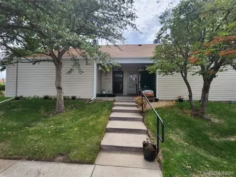 2600 S Xanadu Way #B, Aurora, CO 80014