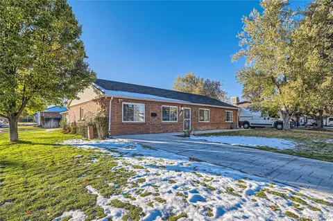701 N Troy Ct, Aurora, CO 80011