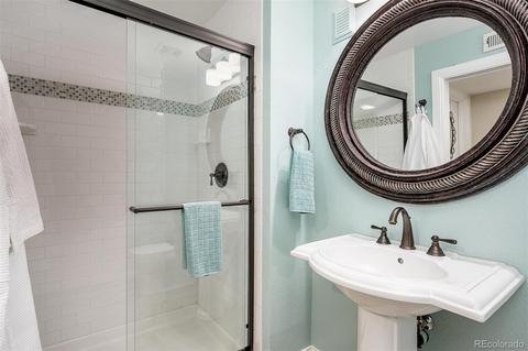 9093 E 29th Pl, Denver, CO 80238 photo 38