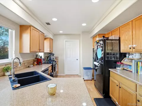 Kitchen - 20000 Mitchell Pl #2, Denver, CO 80249 photo 2 of 3