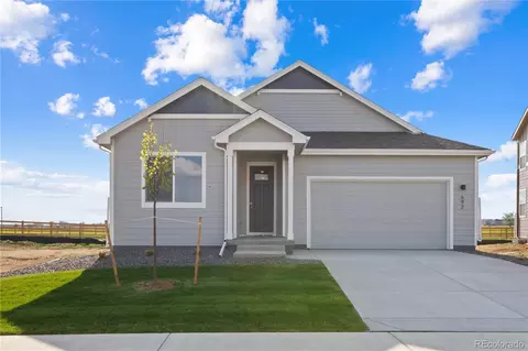 692 Piedmontese St, Johnstown, CO 80534