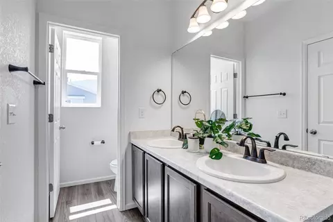 Bath - 23642 E 5th Dr, Aurora, CO 80018 photo 4 of 4