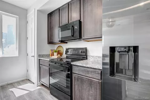 Kitchen - 23642 E 5th Dr, Aurora, CO 80018 photo 6 of 6