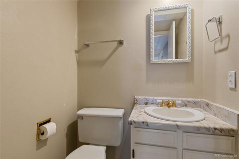 17165 E Berry Pl, Centennial, CO 80015 photo 14