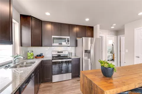 Kitchen - 46550 Avery Ln, Bennett, CO 80102 photo 2 of 3