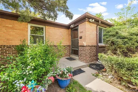 507 N Quebec St, Denver, CO 80220
