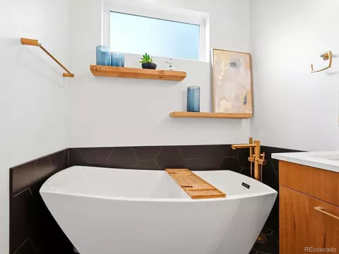 Bath - 4444 Stuart St, Denver, CO 80212 photo 2 of 5