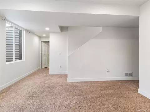 19609 E 47th Dr, Denver, CO 80249 photo 16