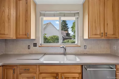 Kitchen - 14820 Evans Ave, Aurora, CO 80014 photo 3 of 4