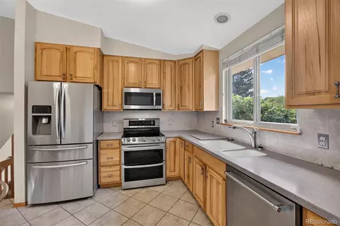 Kitchen - 14820 Evans Ave, Aurora, CO 80014 photo 2 of 4