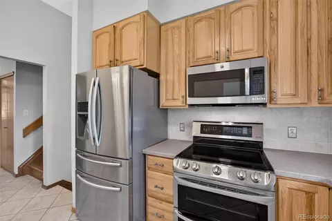 Kitchen - 14820 Evans Ave, Aurora, CO 80014 photo 4 of 4