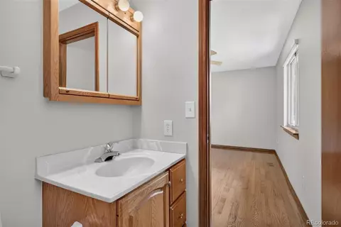 Bath - 14820 Evans Ave, Aurora, CO 80014 photo 2 of 3
