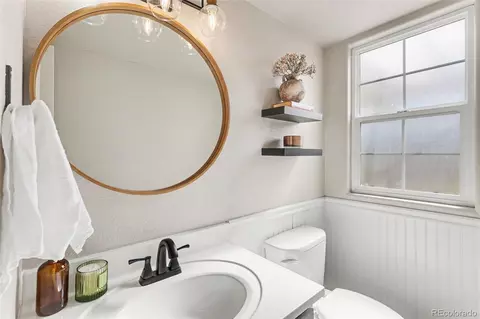 Bath - 4660 S Wright Way, Morrison, CO 80465 photo 1 of 3