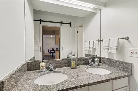 Bath - 2227 Canyon Blvd #211, Boulder, CO 80302 photo 1 of 2