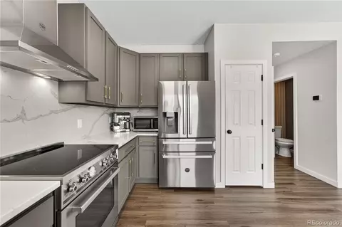 Kitchen - 22104 E Belleview Ln, Aurora, CO 80015 photo 2 of 2