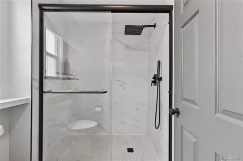Bath - 22104 E Belleview Ln, Aurora, CO 80015 photo 3 of 5