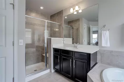 Bath - 7098 E 123rd Pl, Thornton, CO 80602 photo 4 of 6