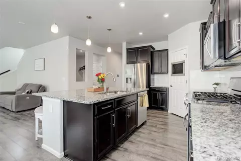 Kitchen - 7098 E 123rd Pl, Thornton, CO 80602 photo 3 of 4
