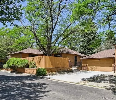 82 S Eagle Cir, Aurora, CO 80012