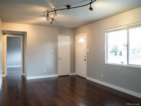 861 Victor St, Aurora, CO 80011 photo 4