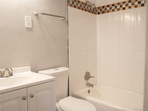 861 Victor St, Aurora, CO 80011 photo 22