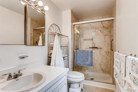 12958 Elgin Dr, Denver, CO 80239 photo 9
