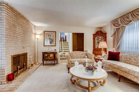 12958 Elgin Dr, Denver, CO 80239 photo 3