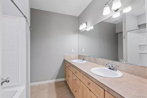 Bath - 1812 74th Ave, Greeley, CO 80634 photo 4 of 4