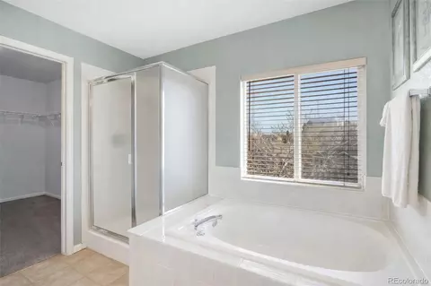 Bath - 1108 E 96th Pl, Thornton, CO 80229 photo 3 of 5