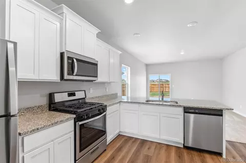 1052 Long Meadows St, Severance, CO 80550 photo 2