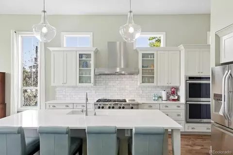 Kitchen - 10665 Montecito Dr, Lone Tree, CO 80124 photo 4 of 6