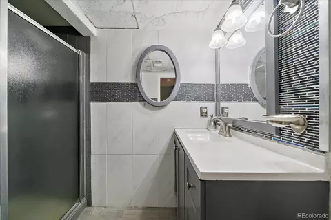 Bath - 4520 E 128th Pl, Thornton, CO 80241 photo 3 of 3