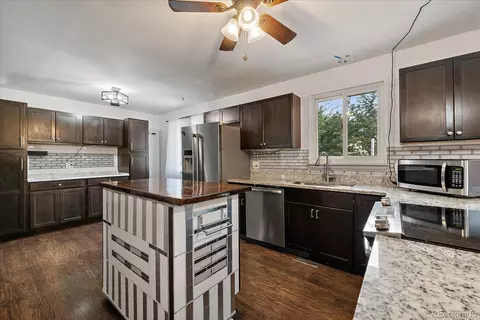 Kitchen - 4520 E 128th Pl, Thornton, CO 80241 photo 3 of 4