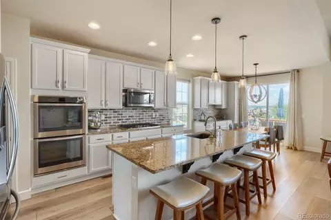 Kitchen - 23366 E Piccolo Dr, Aurora, CO 80016 photo 1 of 5