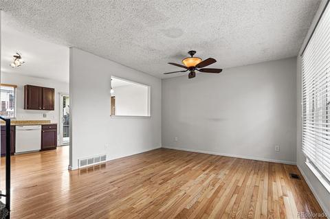 18538 E Kansas Pl, Aurora, CO 80017 photo 2