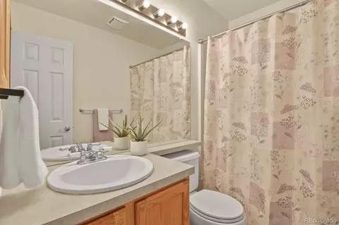 Bath - 3224 W 112th Ct #E, Westminster, CO 80031 photo 2 of 4