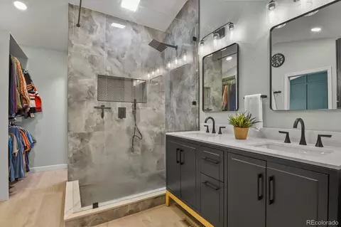 Bath - 3224 W 112th Ct #E, Westminster, CO 80031 photo 3 of 4