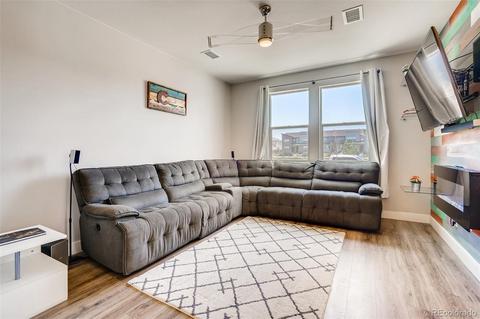16047 Elk Pl, Denver, CO 80239 photo 8