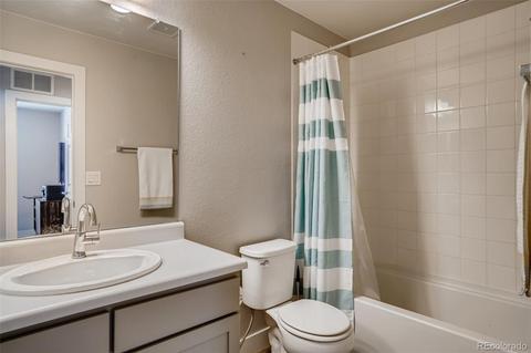 16047 Elk Pl, Denver, CO 80239 photo 21