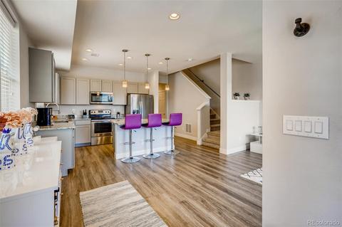 16047 Elk Pl, Denver, CO 80239 photo 6