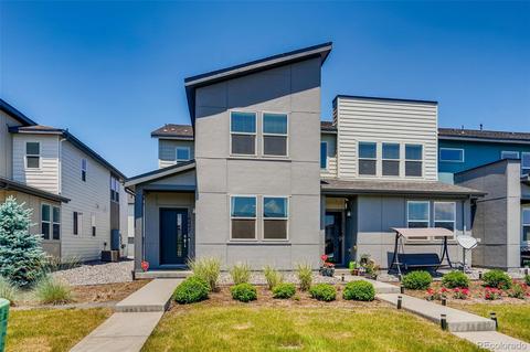 16047 Elk Pl, Denver, CO 80239 photo 1