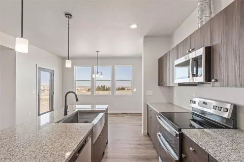 Kitchen - 15690 Atlas Loop, Peyton, CO 80831 photo 4 of 5