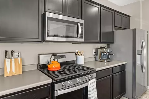 Kitchen - 6724 Fraser Cir, Frederick, CO 80530 photo 5 of 5