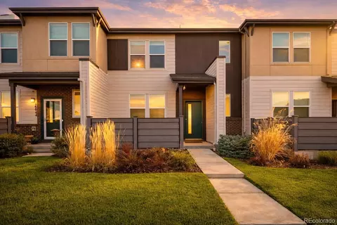 16036 E Warner Dr, Denver, CO 80239