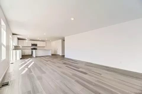 21934 E 39th Ave, Aurora, CO 80019 photo 3
